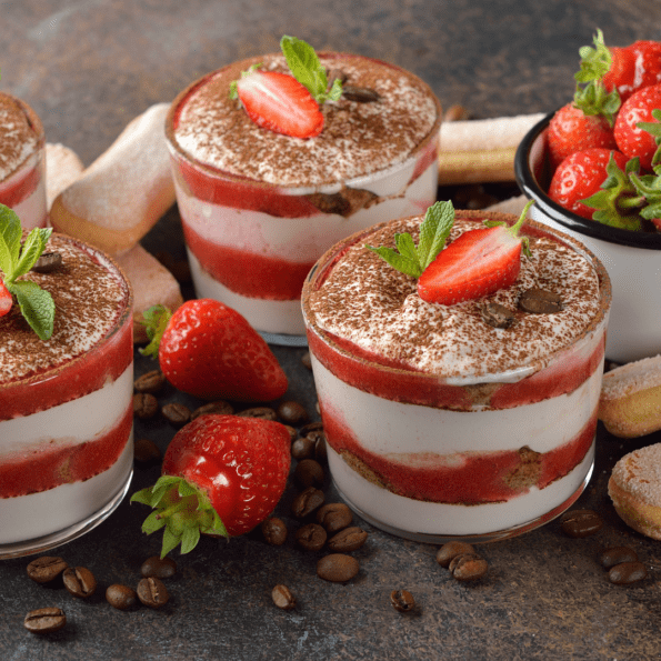 strawberry tiramisu